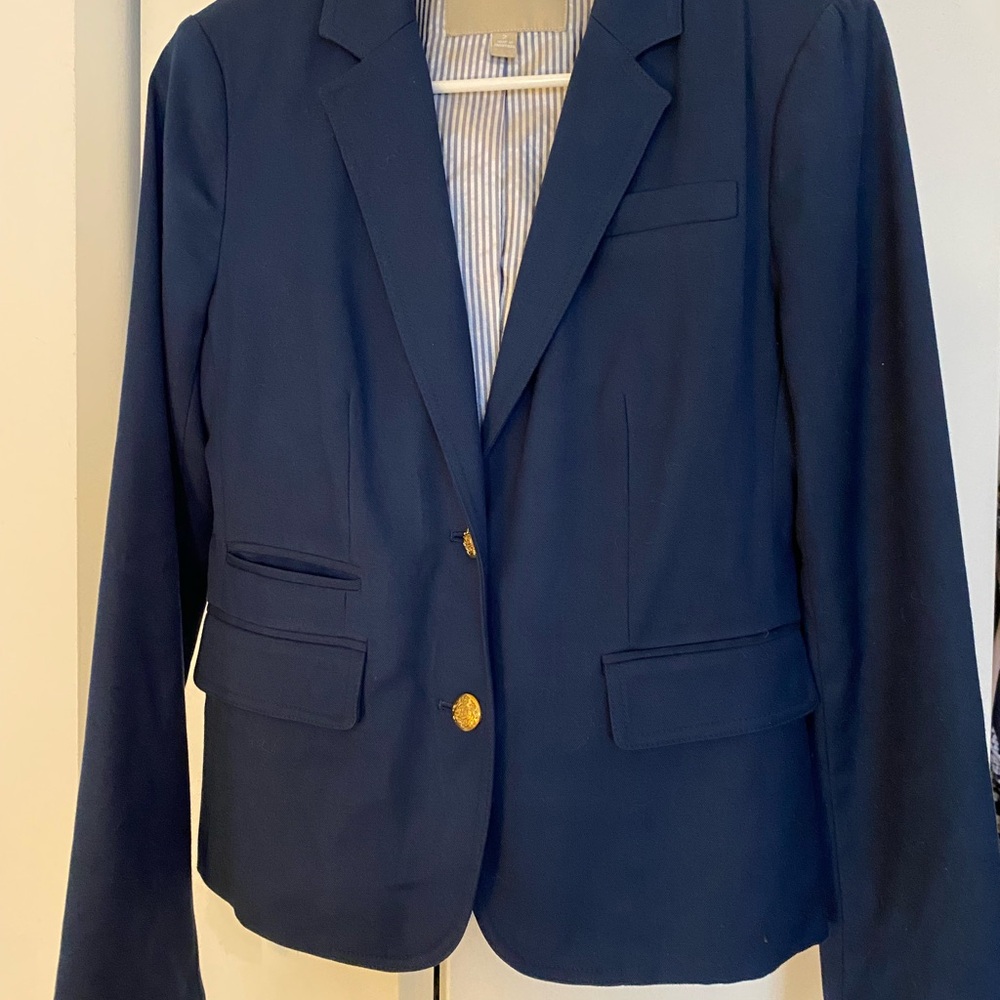 Navy Blue Tailored Blazer with Notched Lapels